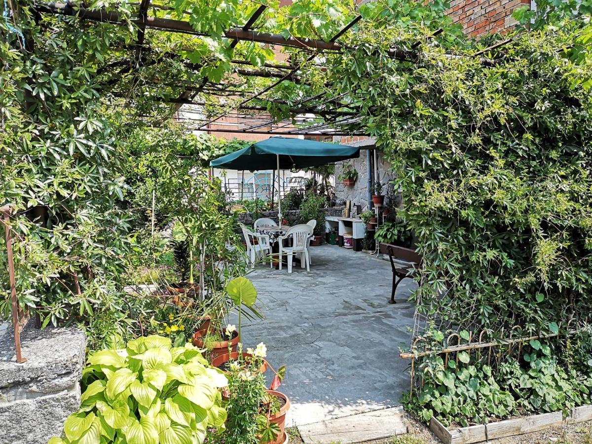 Zoya Apartment Sozopol Bagian luar foto