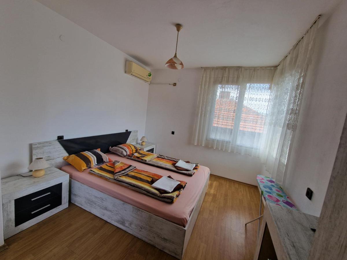 Zoya Apartment Sozopol Bagian luar foto