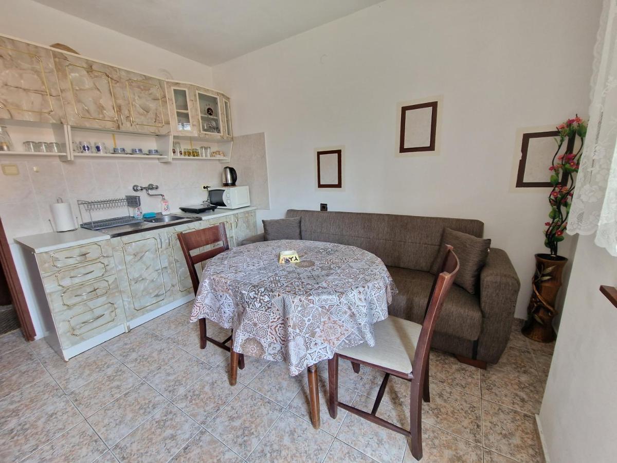 Zoya Apartment Sozopol Bagian luar foto